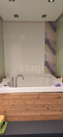 
  Продается 4-комн. квартира, 174 м², Орджоникидзе ул, д. 30
. Фото 7.
