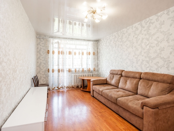 
  Продается 2-комн. квартира, 45 м², Большевистская ул, д. 175/2
. Фото 1.
