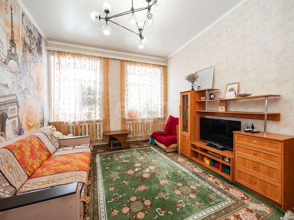 
  Продается 4-комн. квартира, 87 м², Тополевая ул, д. 6
. Фото 2.