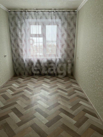 
  Продается 2-комн. квартира, 43.8 м², Есенина ул, д. 21
. Фото 5.