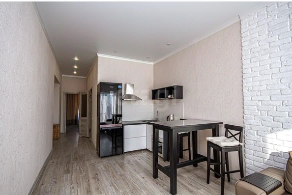 
  Сдается 1-комн. квартира, 50 м², Владимира Заровного ул, д. 38
. Фото 3.