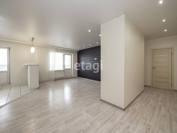 
  Продается 2-комн. квартира, 60.2 м², Сухарная ул, д. 101/1
. Фото 9.