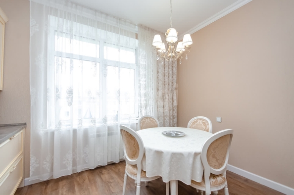 
  Продается 2-комн. квартира, 84 м², Октябрьская ул, д. 34
. Фото 5.