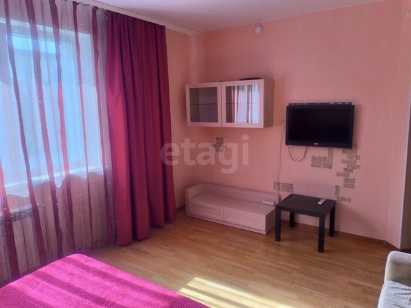 
  Сдается 1-комн. квартира, 39 м², Крылова ул, д. 64/1
. Фото 3.