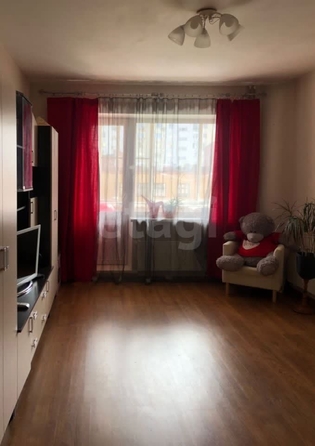 
  Продается 2-комн. квартира, 56.1 м², В. Высоцкого ул, д. 36/1
. Фото 1.