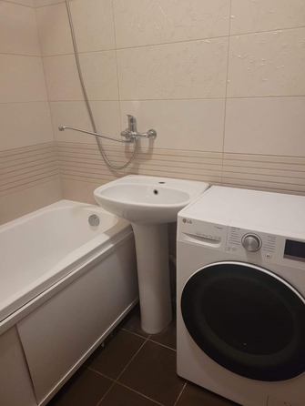 
  Сдается 3-комн. квартира, 76 м², Междуреченская ул
. Фото 9.