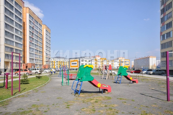 
  Продается 1-комн. квартира, 26 м², Петухова ул, д. 101
. Фото 18.