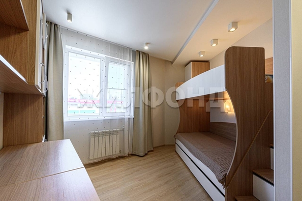 
  Продается 3-комн. квартира, 74.8 м², Лескова ул, д. 27
. Фото 10.