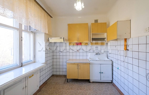 
  Продается 3-комн. квартира, 75.6 м², Щетинкина ул, д. 48
. Фото 11.
