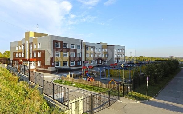 
  Сдается 1-комн. квартира, 44 м², Татьяны Снежиной ул, д. 46/1
. Фото 2.