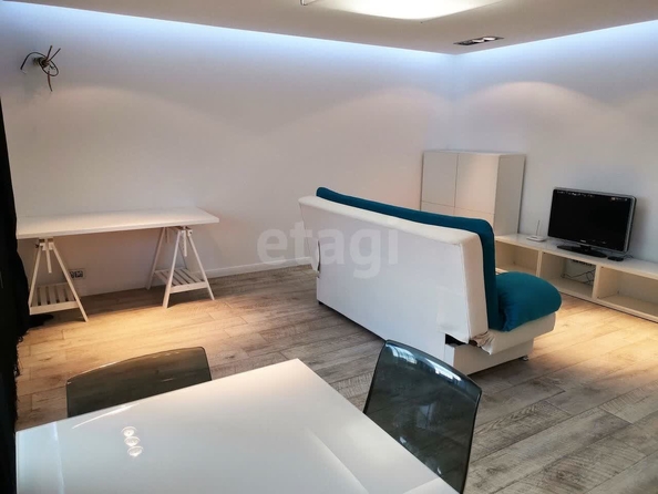 
  Сдается 2-комн. квартира, 52 м², Вокзальная магистраль ул, д. 3
. Фото 1.