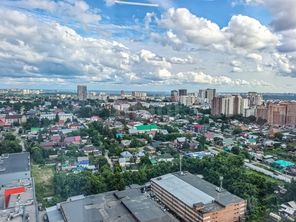 
  Продается 3-комн. квартира, 63.2 м², Лескова ул, д. 21
. Фото 25.
