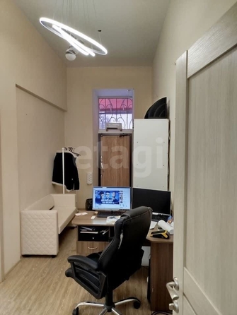 
  Продается универсальное помещение, 50 м², Аэропорт ул, д. 57
. Фото 3.