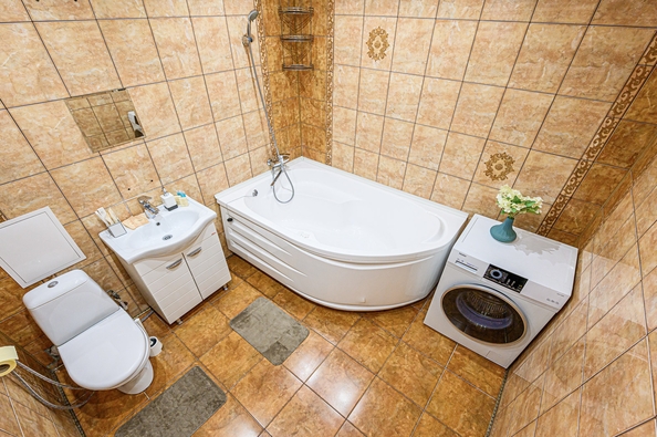
  Сдам посуточно 2-комн. квартиру, 58 м², Большевистская ул, д. 118
. Фото 8.
