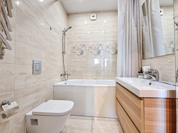 
  Сдам посуточно 2-комн. квартиру, 58 м², Серебряные ключи ул, д. 6
. Фото 20.