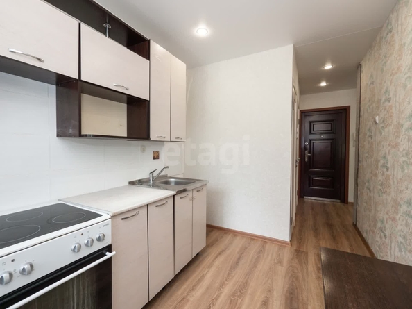 
  Продается 3-комн. квартира, 60.5 м², Адриена Лежена ул, д. 5
. Фото 2.
