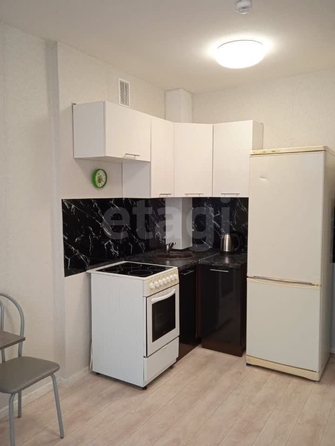 
  Сдается 1-комн. квартира, 29 м², Коминтерна ул, д. 126
. Фото 1.