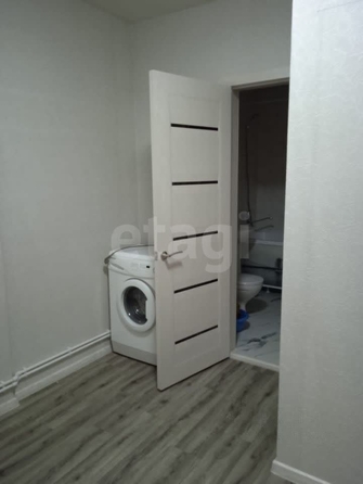 
  Сдается 1-комн. квартира, 29 м², Коминтерна ул, д. 126
. Фото 6.