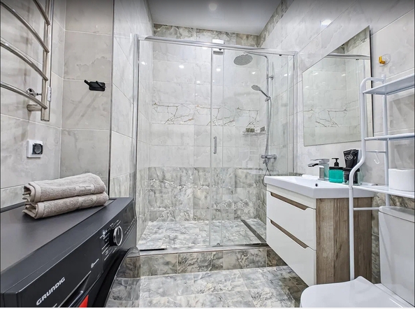 
  Сдам посуточно 2-комн. квартиру, 48 м², Семьи Шамшиных ул, д. 91
. Фото 11.