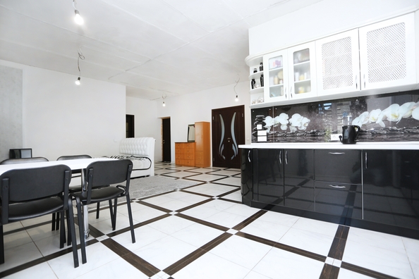 
  Продается дом, 360 м², Новосибирск
. Фото 3.