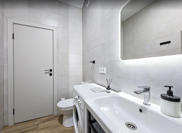 
  Сдам посуточно 2-комн. квартиру, 38 м², Владимира Заровного ул, д. 28/1
. Фото 6.