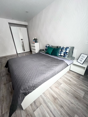 
  Сдам посуточно 2-комн. квартиру, 44 м², Дуси Ковальчук пл, д. 260
. Фото 2.