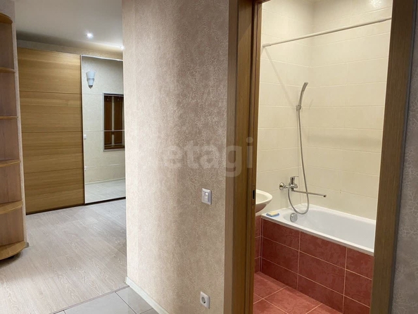 
  Сдается 2-комн. квартира, 62 м², Романова ул, д. 60
. Фото 8.