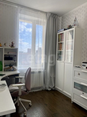
  Продается 2-комн. квартира, 54.2 м², Семьи Шамшиных ул, д. 12
. Фото 2.