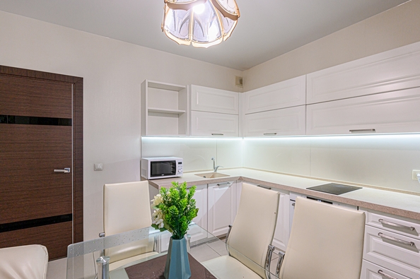 
  Сдам посуточно 2-комн. квартиру, 55 м², Ипподромская ул, д. 8
. Фото 3.