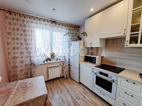 
  Продается 4-комн. квартира, 76.8 м², Красина ул, д. 60
. Фото 1.