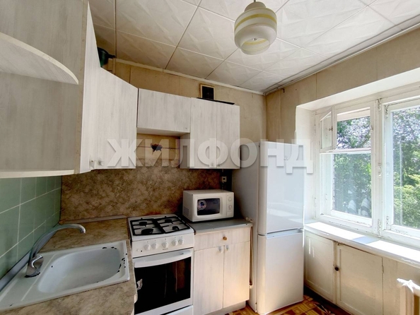 
  Продается 2-комн. квартира, 43 м², Блюхера ул, д. 33
. Фото 6.
