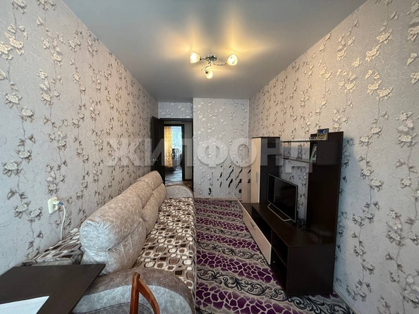 
  Продается 3-комн. квартира, 63.5 м², Выборная ул, д. 108
. Фото 4.