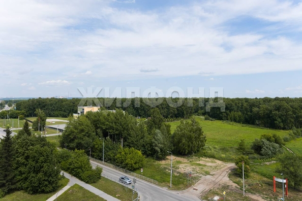 
  Продается 3-комн. квартира, 79.1 м², Краснообск, д. 113
. Фото 3.