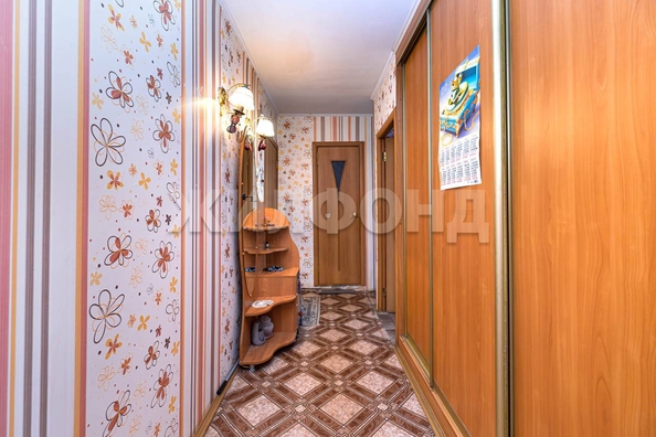 
  Продается 3-комн. квартира, 60 м², Комсомольская ул, д. 4
. Фото 2.