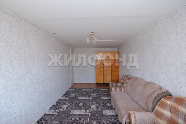 
  Продается 1-комн. квартира, 32.4 м², Невельского ул, д. 63
. Фото 2.