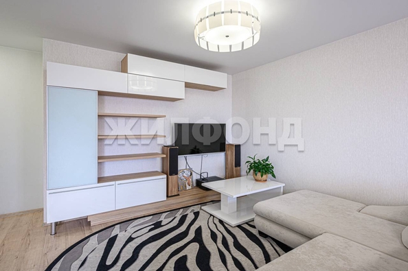 
  Продается 3-комн. квартира, 70.9 м², Бориса Богаткова ул, д. 260/1
. Фото 8.