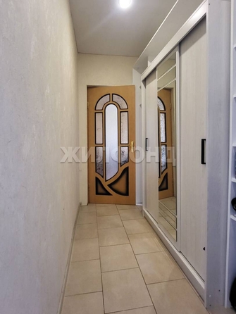 
  Продается 2-комн. квартира, 47 м², Троллейная ул, д. 18
. Фото 6.