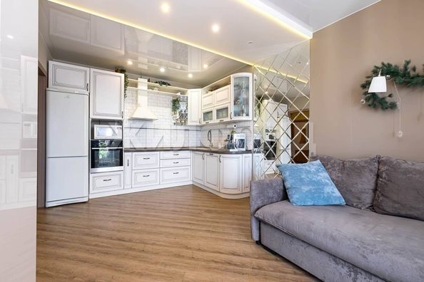 
  Продается 2-комн. квартира, 58.6 м², Гребенщикова ул, д. 5
. Фото 2.