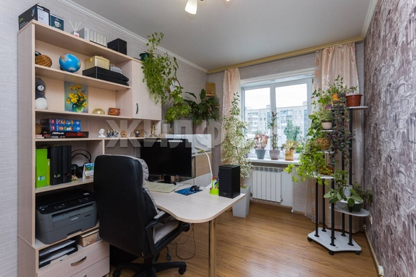 
  Продается 4-комн. квартира, 73.7 м², Челюскинцев ул, д. 15
. Фото 5.
