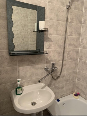 
  Сдам посуточно 1-комн. квартиру, 35 м², Петухова ул, д. 105
. Фото 10.