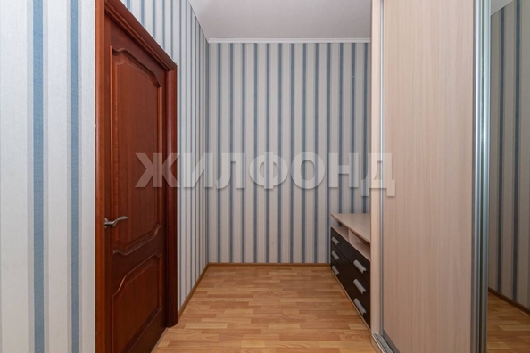 
  Продается 1-комн. квартира, 63.7 м², Семьи Шамшиных ул, д. 4
. Фото 8.