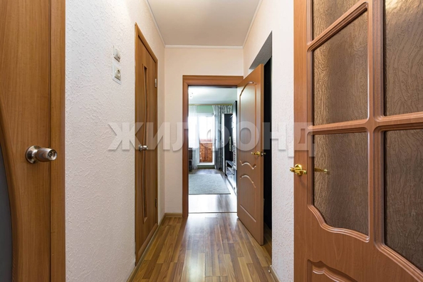 
  Продается 1-комн. квартира, 37.6 м², Связистов ул, д. 15
. Фото 5.