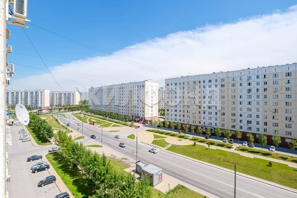 
  Продается 2-комн. квартира, 54.4 м², Татьяны Снежиной ул, д. 49
. Фото 6.