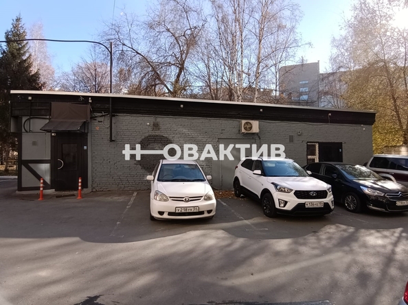 
  Продается универсальное помещение, 71.4 м², Красный пр-кт, д. 186А
. Фото 2.