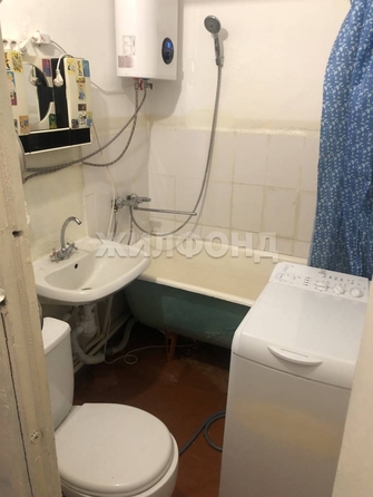
  Продается 2-комн. квартира, 42.5 м², Восточный пер, д. 10
. Фото 5.