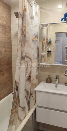 
  Продается 2-комн. квартира, 43 м², Забалуева ул, д. 12
. Фото 6.