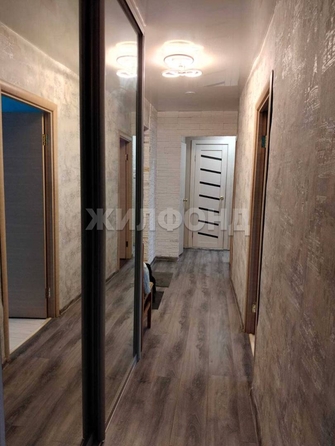 
  Продается 4-комн. квартира, 69.5 м², Доватора ул, д. 25
. Фото 12.