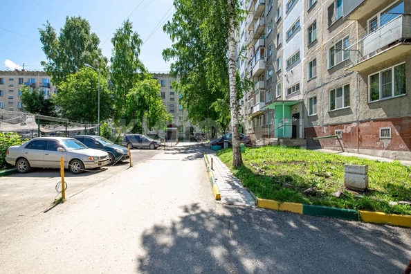 
  Продается 4-комн. квартира, 69.5 м², Доватора ул, д. 25
. Фото 19.