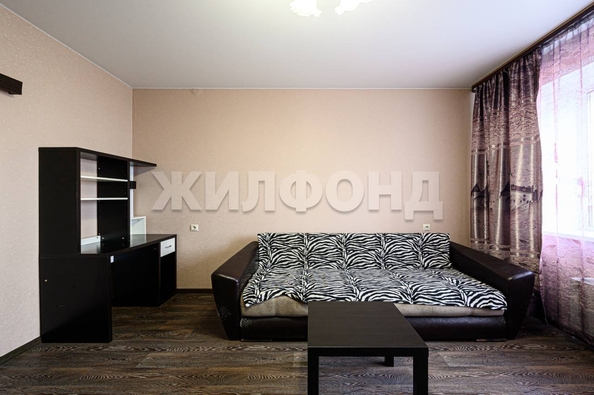 
  Продается 1-комн. квартира, 35.6 м², Виктора Уса ул, д. 1
. Фото 6.