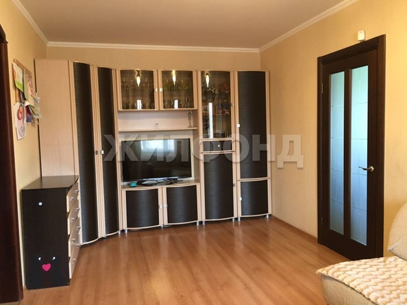 
  Продается 4-комн. квартира, 71.2 м², Зорге ул, д. 185/1
. Фото 1.